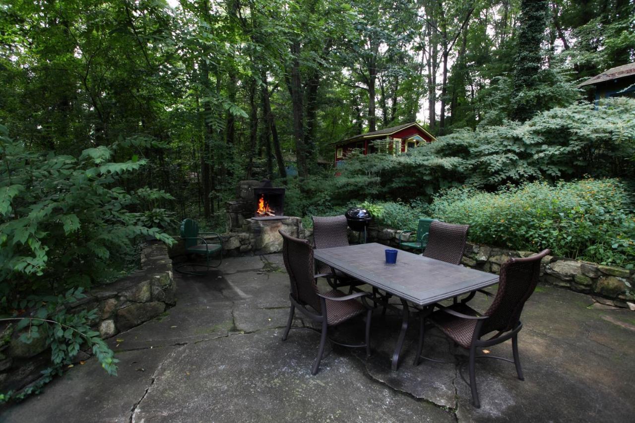 The Pines Cottages Woodfin 外观 照片
