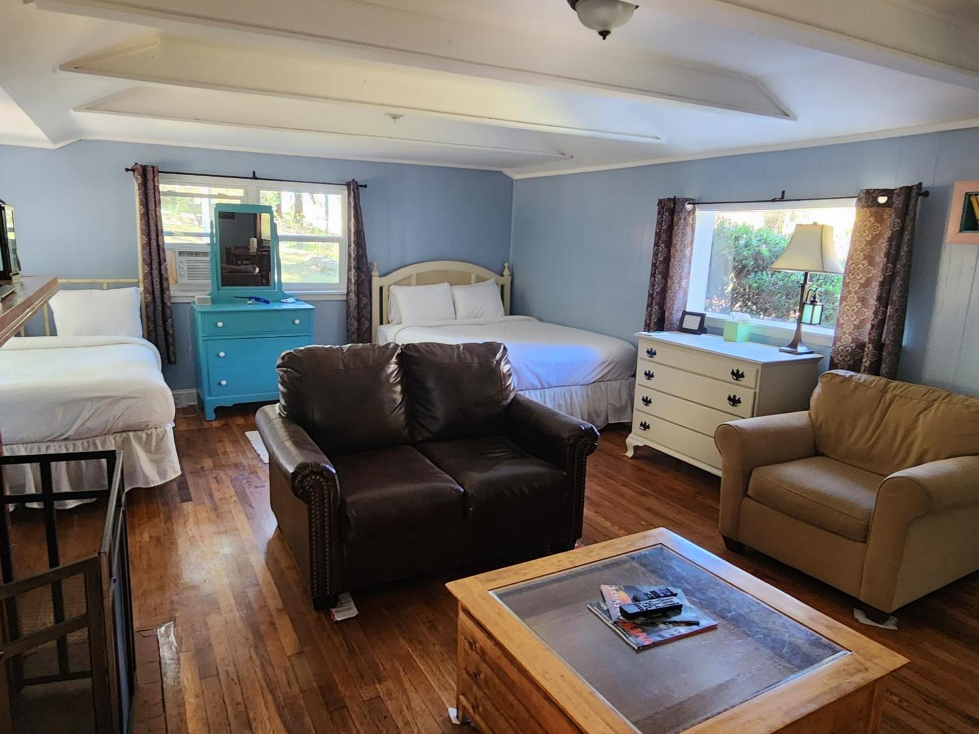 The Pines Cottages Woodfin 外观 照片