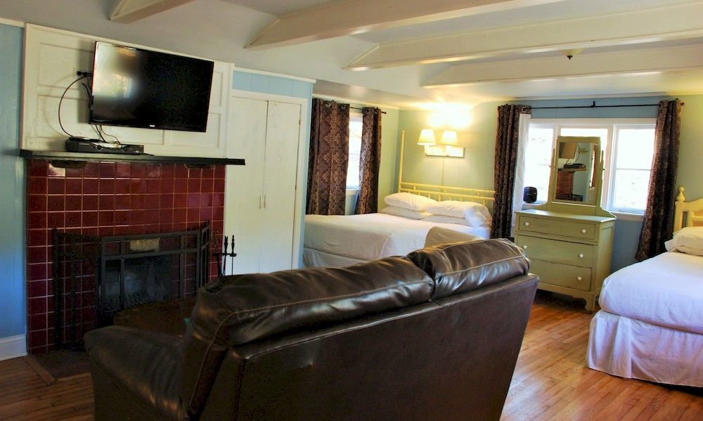 The Pines Cottages Woodfin 外观 照片