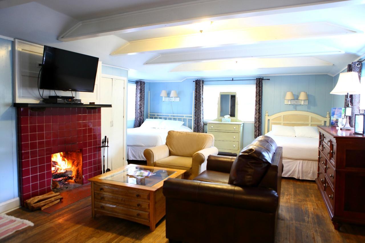 The Pines Cottages Woodfin 外观 照片