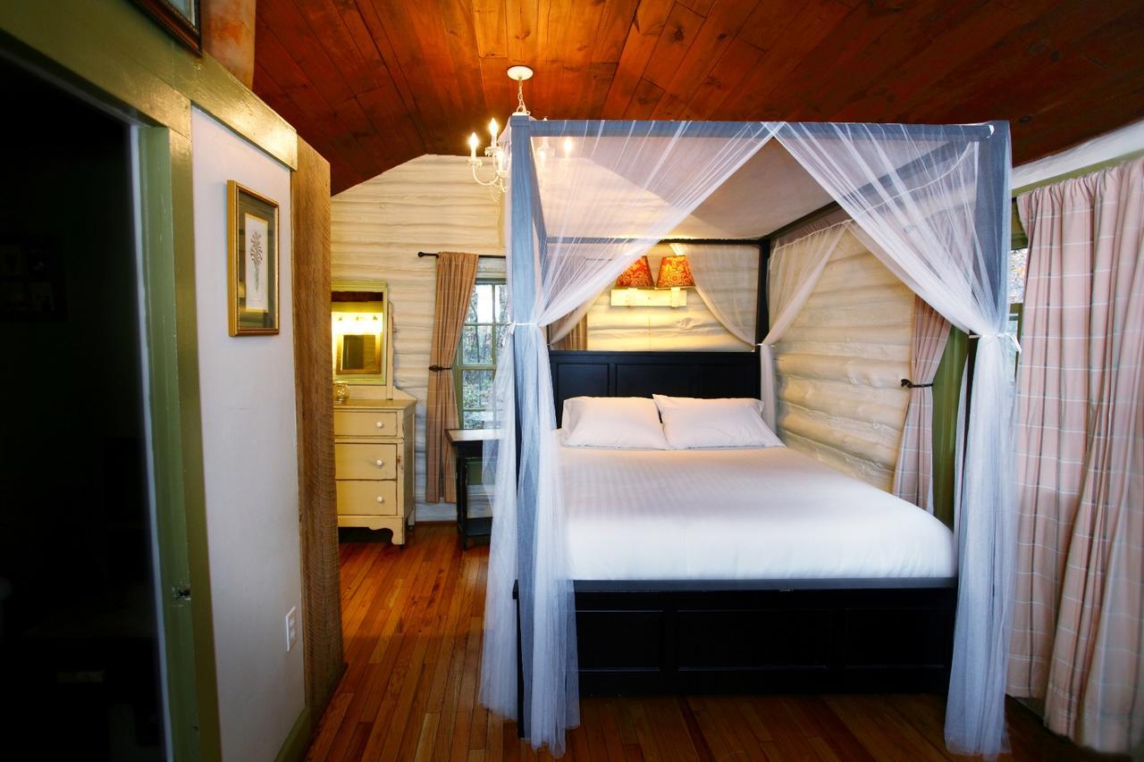 The Pines Cottages Woodfin 外观 照片