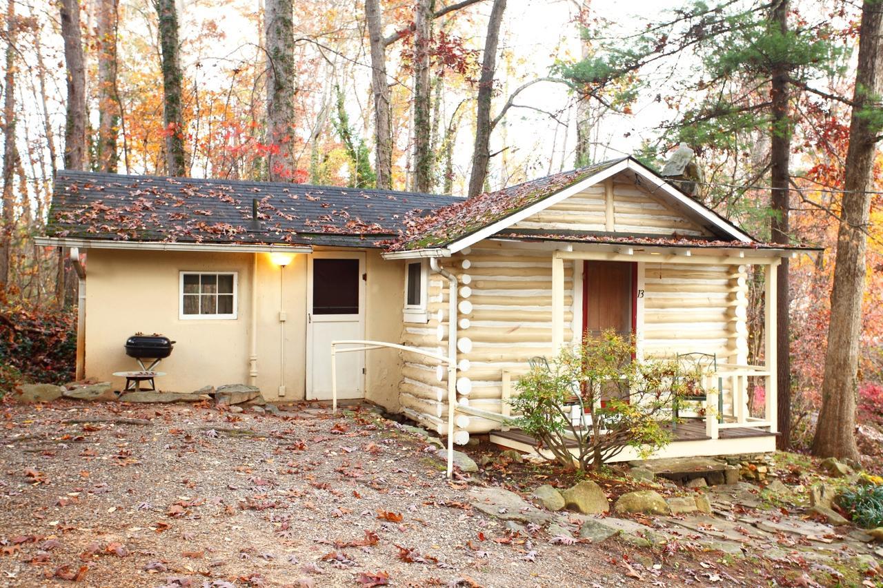 The Pines Cottages Woodfin 外观 照片